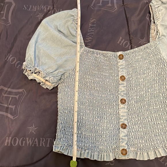 Love Tree, Blue off the shoulder top ❗️SMOKE FREE HOME❗️ - Picture 9 of 11